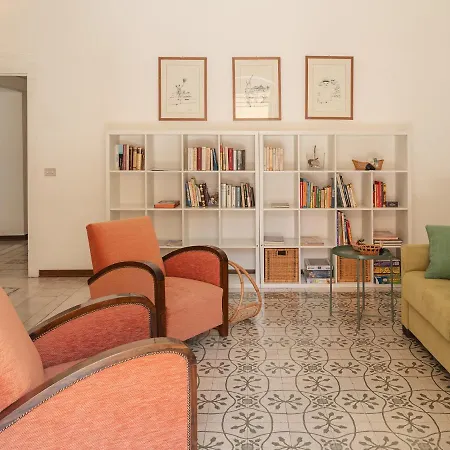 Agapanthus Apartment *